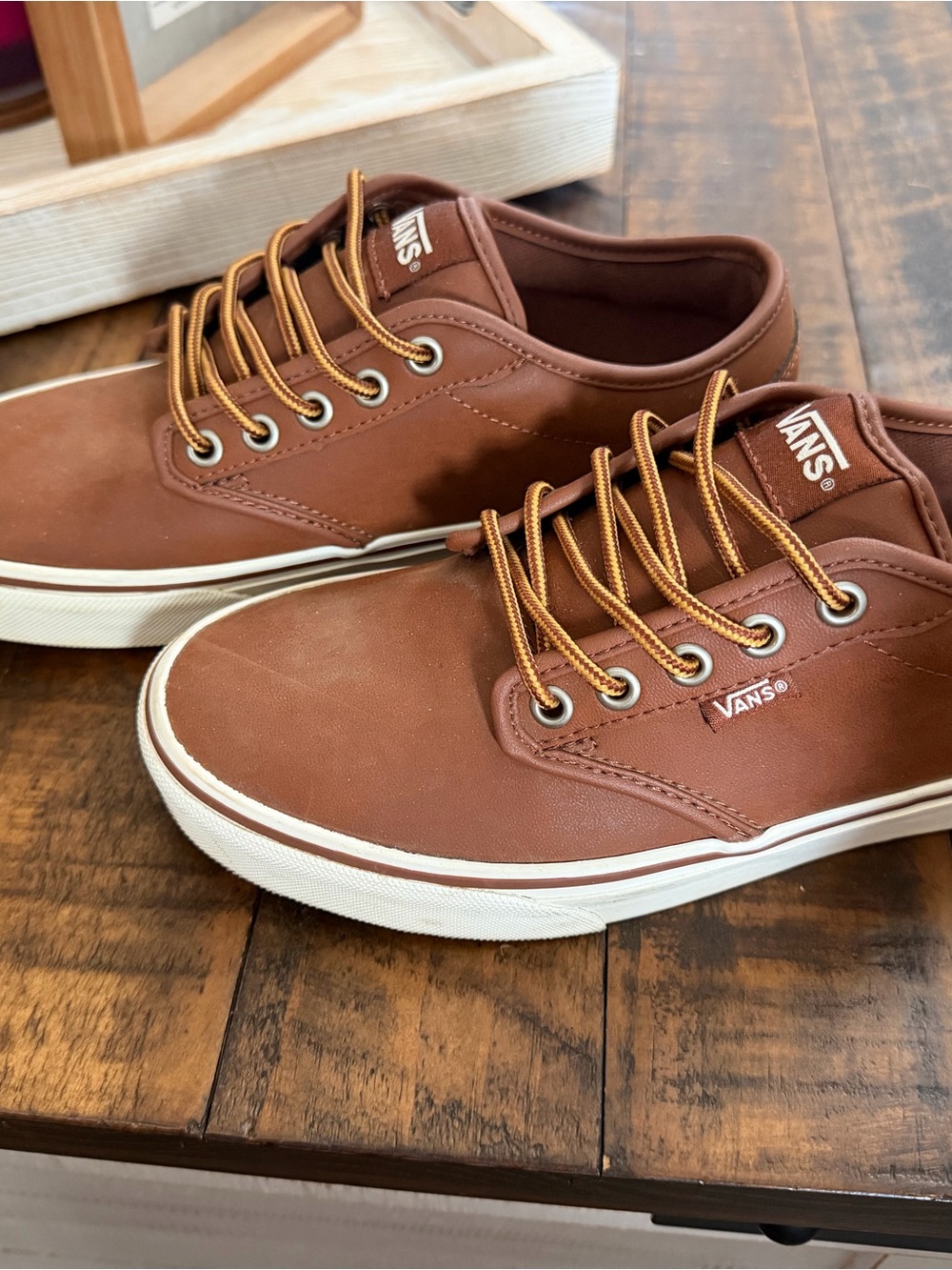 Vans Men’s Brown Canvas Low-Top Sneakers with White Sole